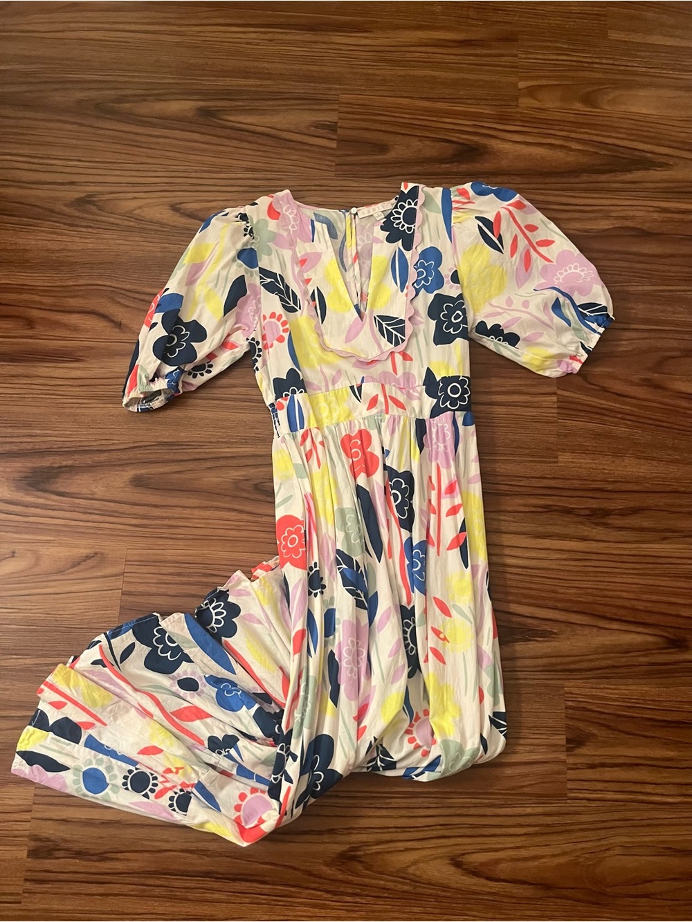 Karlie Floral Puff Sleeve Dress in Multi-Color